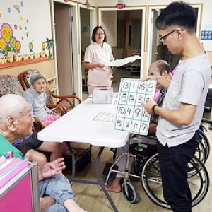 106.11.14 團體活動-賓果遊戲